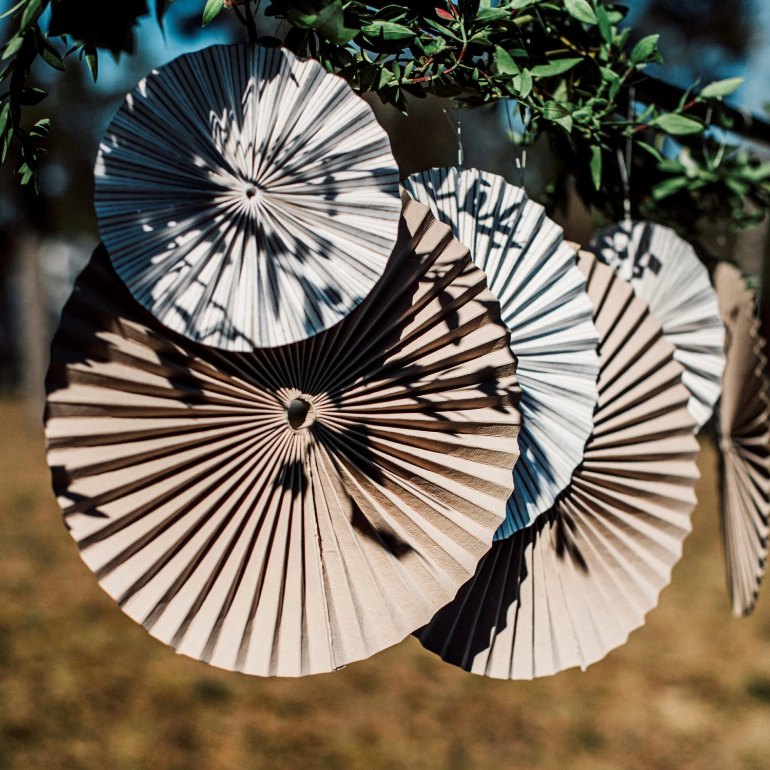 Papierdekoration Recycelt 20 Cm Streifen Beige 4 Papierdekoration Recycelt 20 Cm Streifen Beige – Bild 4