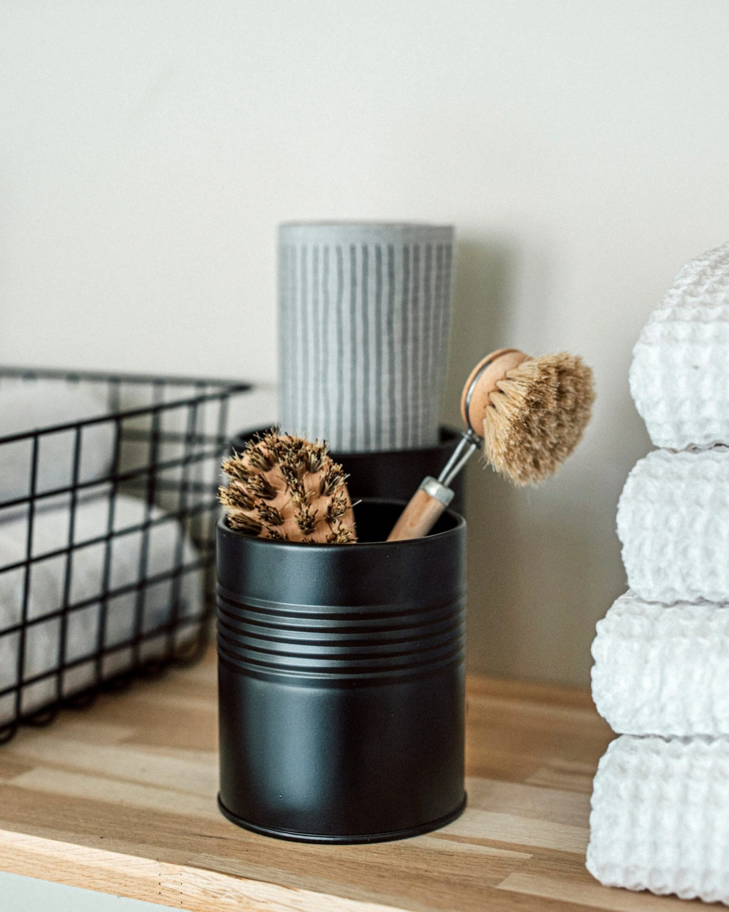 Geschirrtuch Rolle 12er-Pack Streifen Grau 2 Geschirrtuch Rolle 12er-Pack Streifen Grau – Bild 2