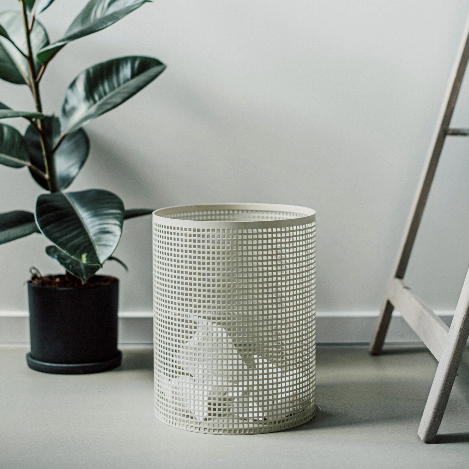 Papierkorb Perforiert Ø 24 Cm Beige 4 Papierkorb Perforiert Ø 24 Cm Beige – Bild 4