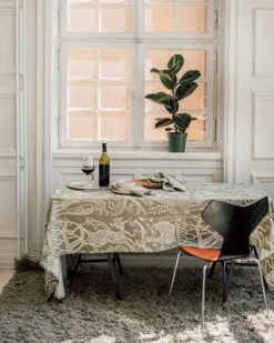 Tischdecke Stig Lindberg 140 X 250 Cm Poème D'Amour Hell Khaki Grün -Home Essentials Günstiges Geschäft 402323 36507