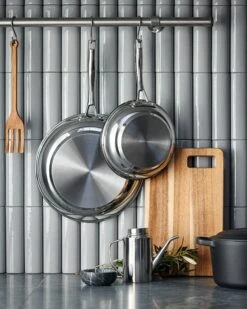 DUKA Cutting Board 34X21cm Acacia -Home Essentials Günstiges Geschäft 920 402597 37021